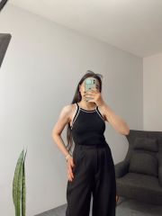 Biyeli Siyah Triko Atlet Body