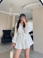 Taş Düğmeli Kuşaklı Gofre Keten Şort Tulum