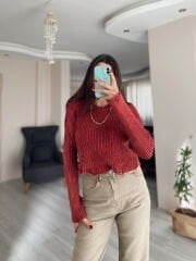 Kırmızı Yıkamalı Yırtık Detaylı Kazak