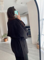 Oversize Astarlı Kısa Trençkot